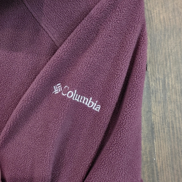 COLUMBIA Maroon Lightweight Quarter Zip Fleece Pullover Size Medium - Picture 3 of 4